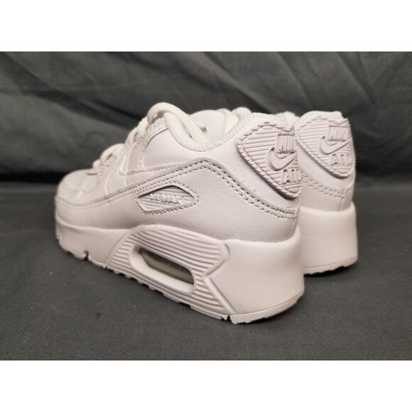Nike Boys Air Max 90 (GS) Sneakers Leather Triple White Size 5 NEW IN BOX! - Picture 5 of 9